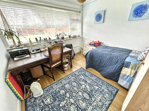 Bedroom- click for photo gallery